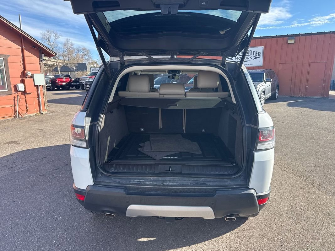 Used 2017 Land Rover Range Rover Sport HSE image 15