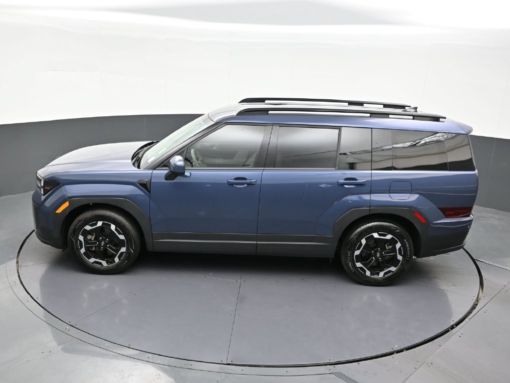 Used 2025 Hyundai Santa Fe SEL FWD image 16