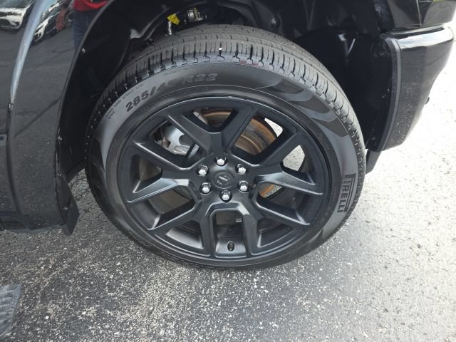 Used 2025 RAM 1500 Laramie w/ Night Edition AWD/4WD image 38