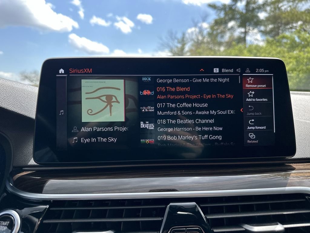 Used 2022 BMW 530i xDrive w/ Convenience Package image 18