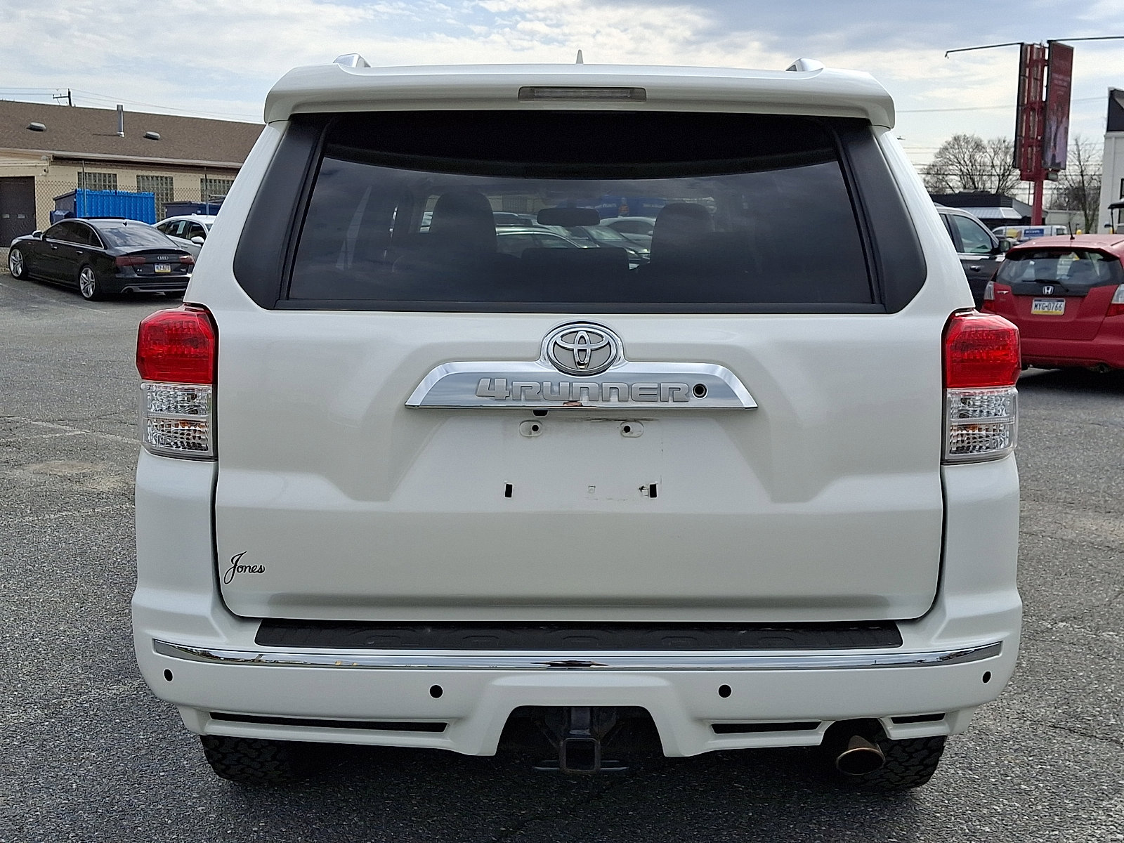 Used 2010 Toyota 4Runner SR5 image 5