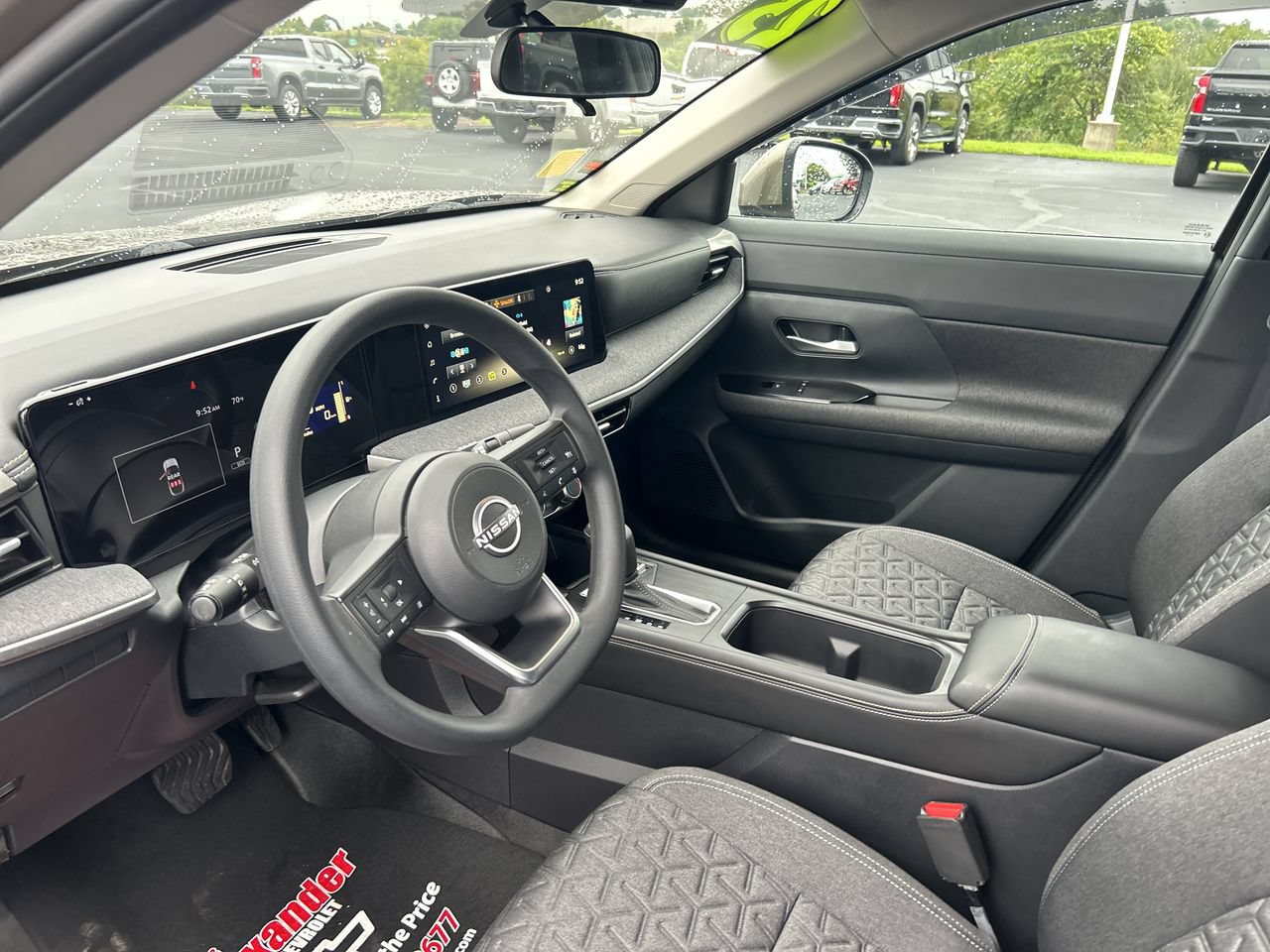 Used 2025 Nissan Kicks SV w/ Charging Package AWD/4WD image 24