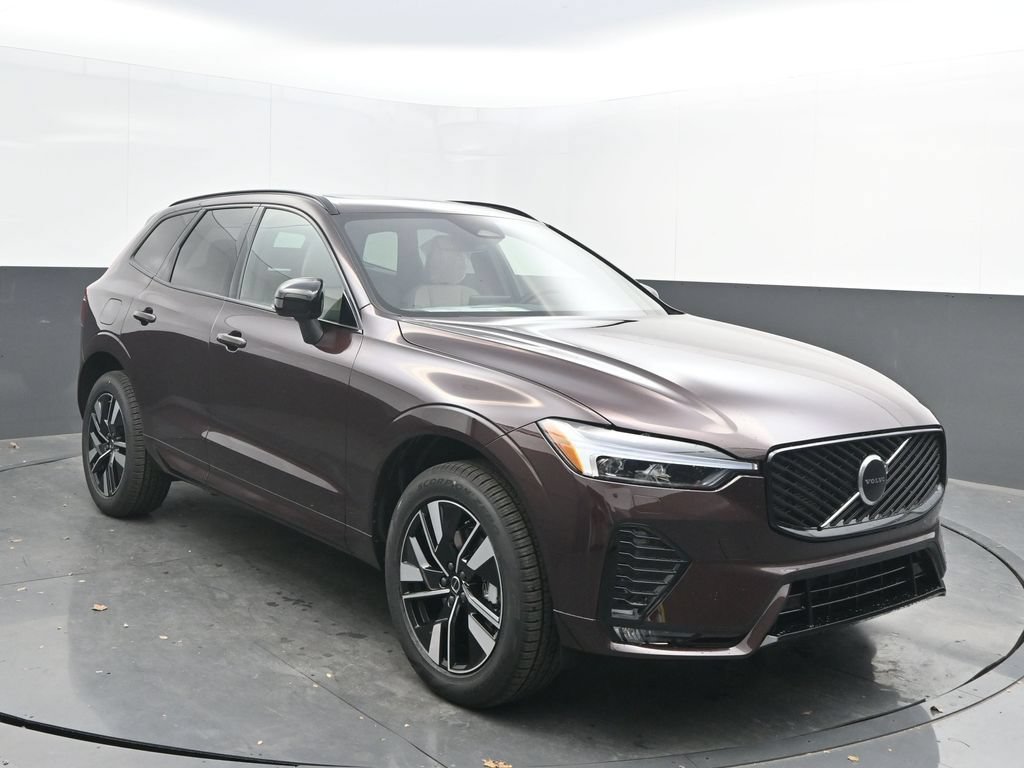 New 2026 Volvo XC60 B5 Core w/ Climate Package AWD/4WD image 9
