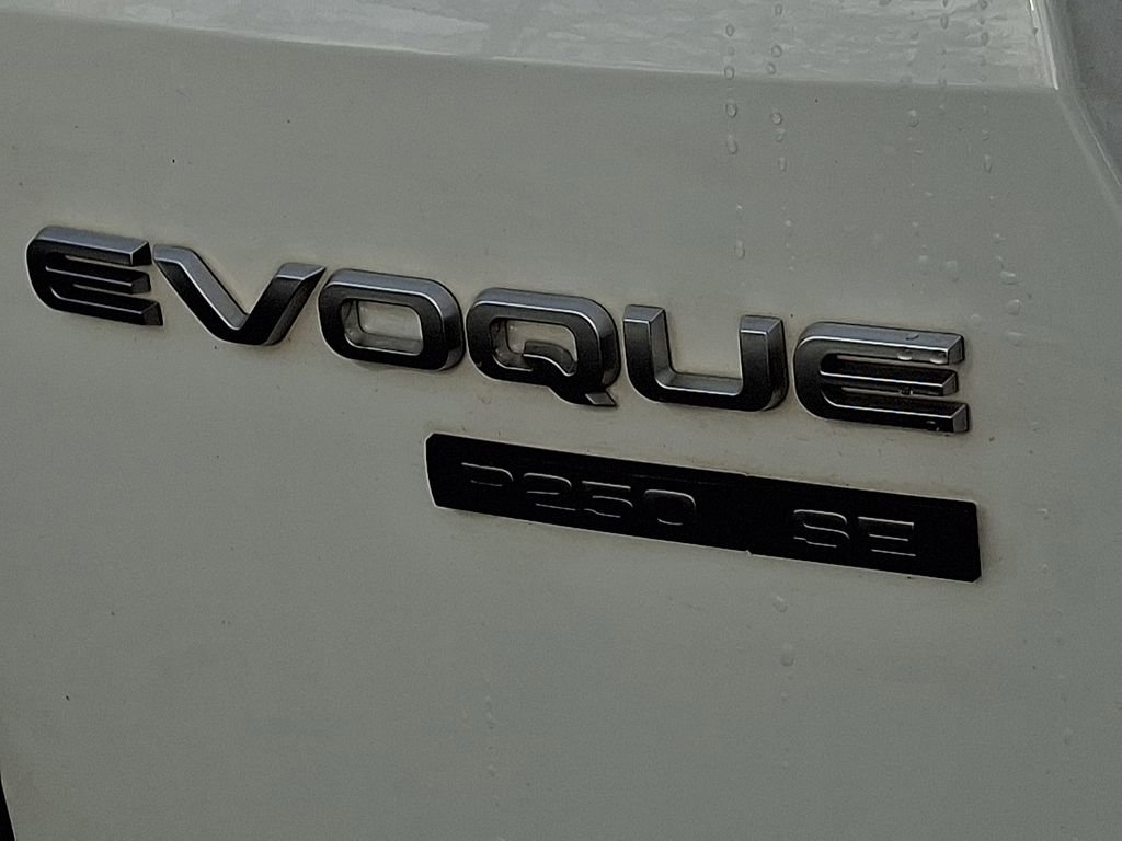 Used 2020 Land Rover Range Rover Evoque SE AWD/4WD image 30