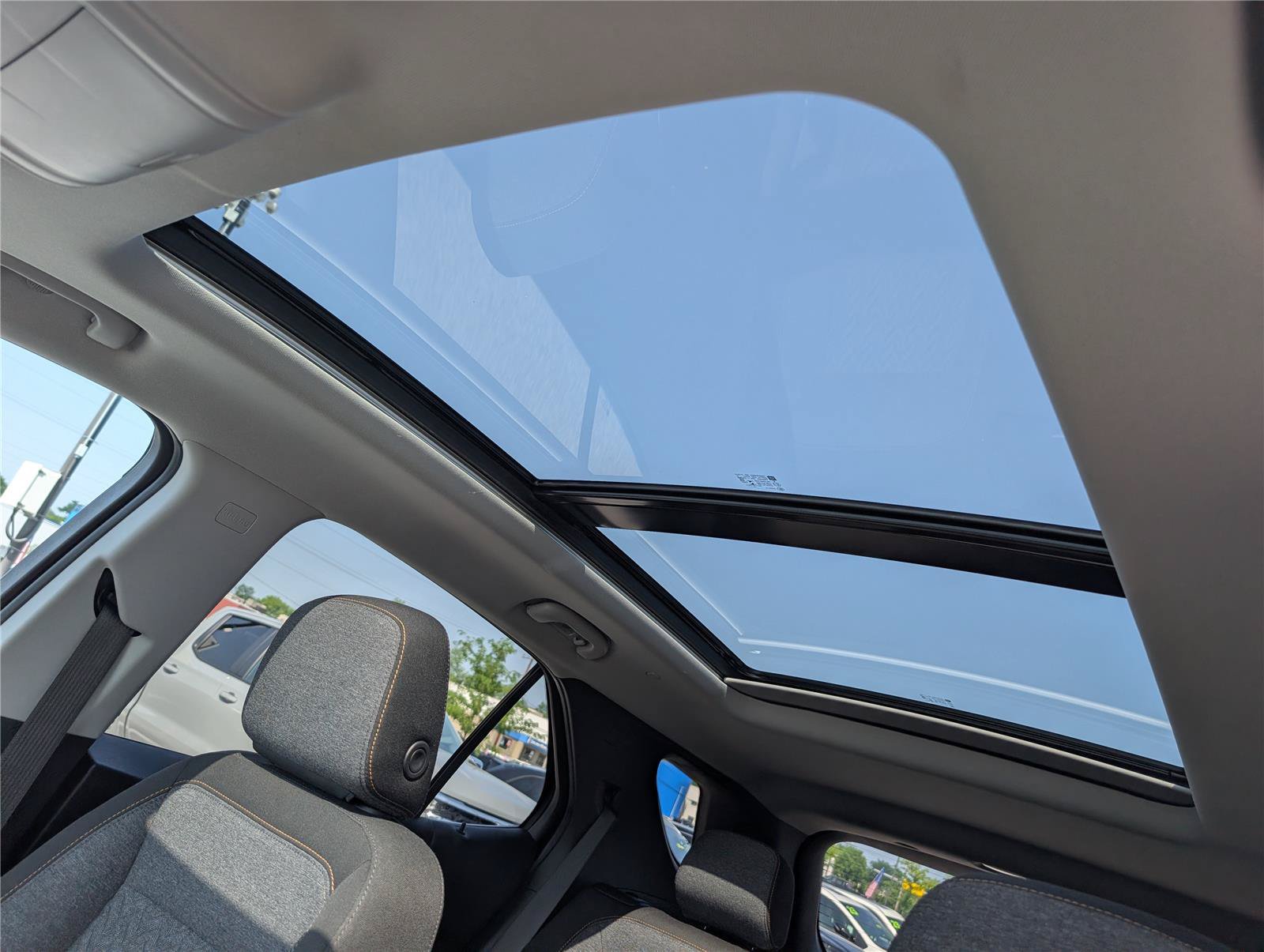 Used 2023 Chevrolet Equinox LT AWD/4WD image 20