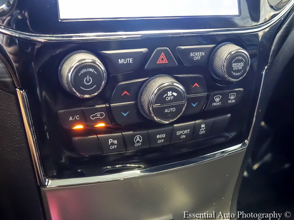 Used 2021 Jeep Grand Cherokee Laredo X AWD/4WD image 20