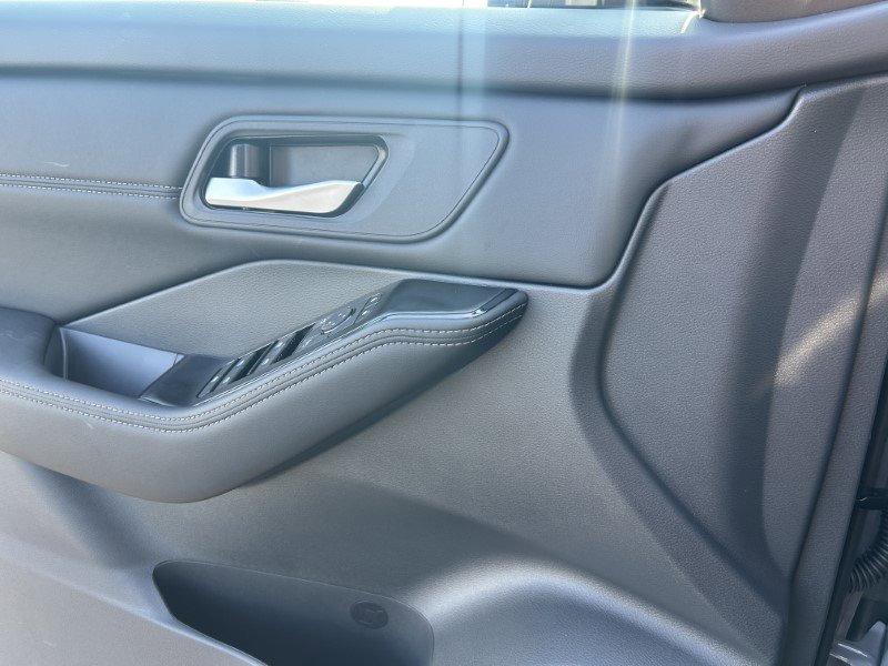 New 2026 Nissan Rogue SV image 18