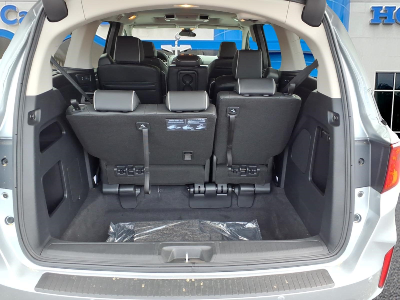 New 2026 Honda Odyssey Elite image 10