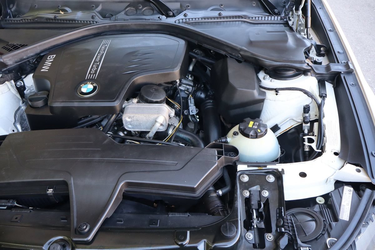 Used 2015 BMW 328i Gran Turismo xDrive AWD/4WD image 40