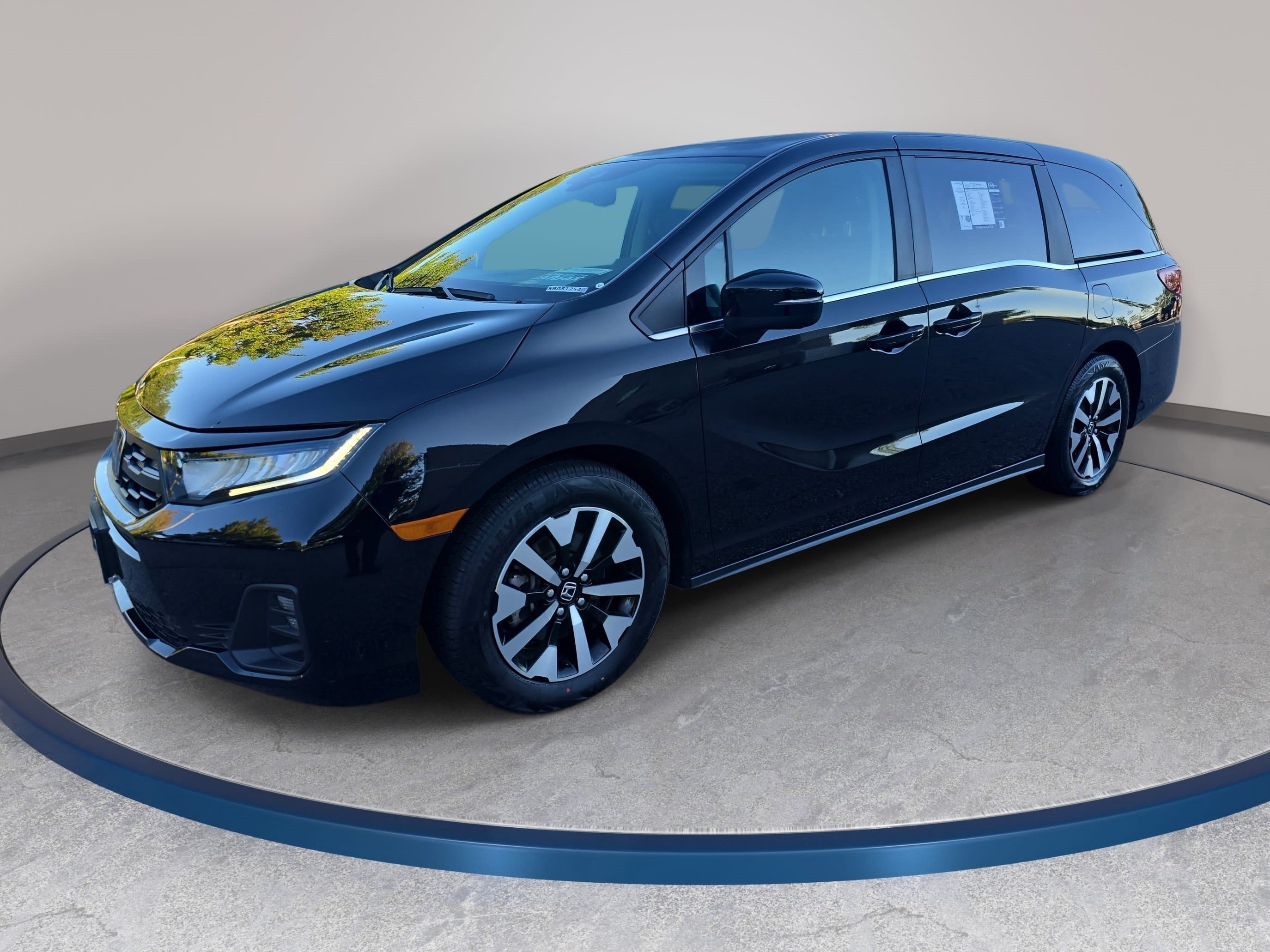 Used 2025 Honda Odyssey EX-L image 1