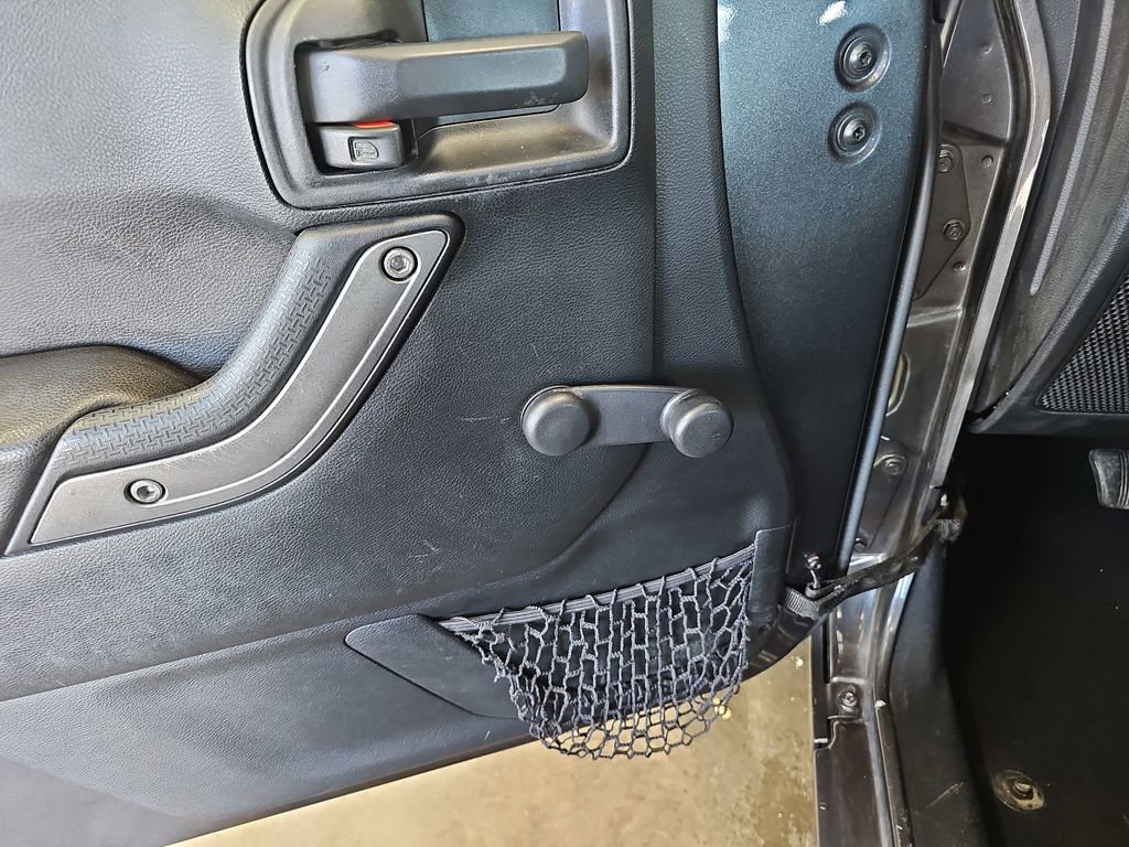 Used 2017 Jeep Wrangler Unlimited Sport image 24