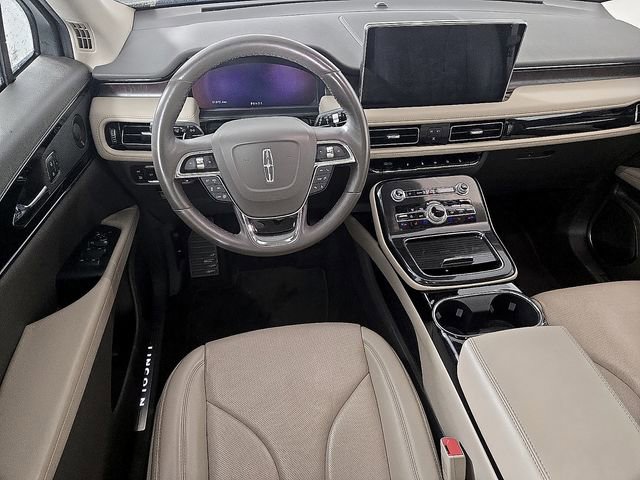 Used 2022 Lincoln Nautilus Reserve w/ Equipment Group 201A AWD/4WD image 12