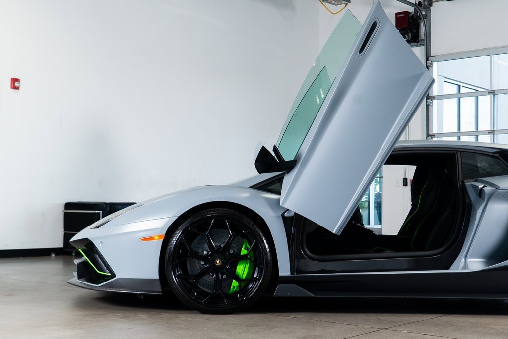 Used 2022 Lamborghini Aventador LP 780-4 Ultimae image 12