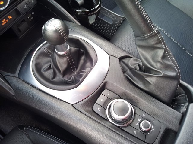 Used 2022 MAZDA MX-5 Miata RF Grand Touring image 18