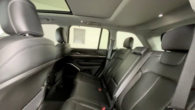 Used 2024 Jeep Grand Cherokee Limited 4xe AWD/4WD image 15