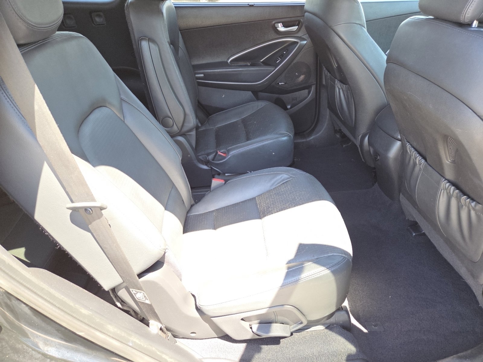 Used 2014 Hyundai Santa Fe Limited w/ Ultimate Package 07 AWD/4WD image 23