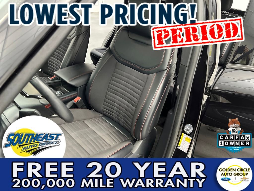 Used 2025 Ford Explorer ST-Line w/ ST-Line Street Pack AWD/4WD image 7
