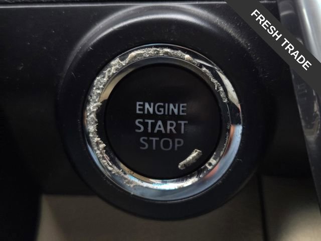 Used 2017 Toyota Camry XLE w/ Moonroof Package FWD image 30