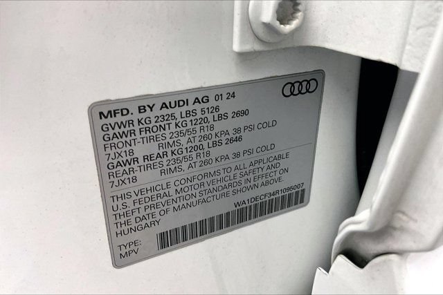 Used 2024 Audi Q3 2.0T Premium AWD/4WD image 34