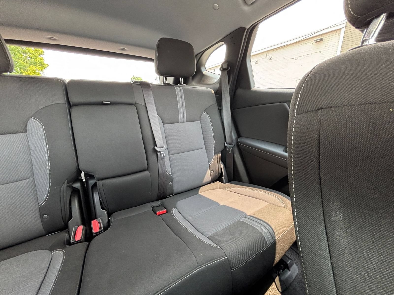 Used 2025 Chevrolet Blazer LT FWD image 37