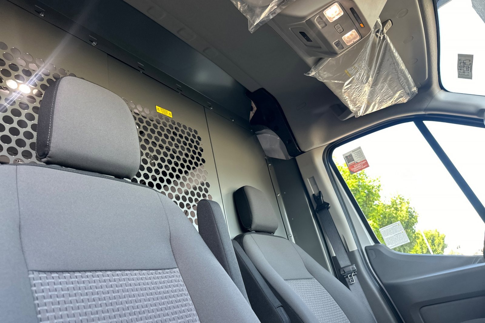 New 2025 Ford Transit 250 148 Medium Roof image 16