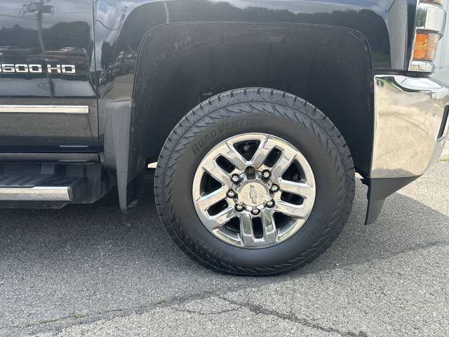 Used 2019 Chevrolet Silverado 3500 LTZ w/ LTZ Plus Package AWD/4WD image 19