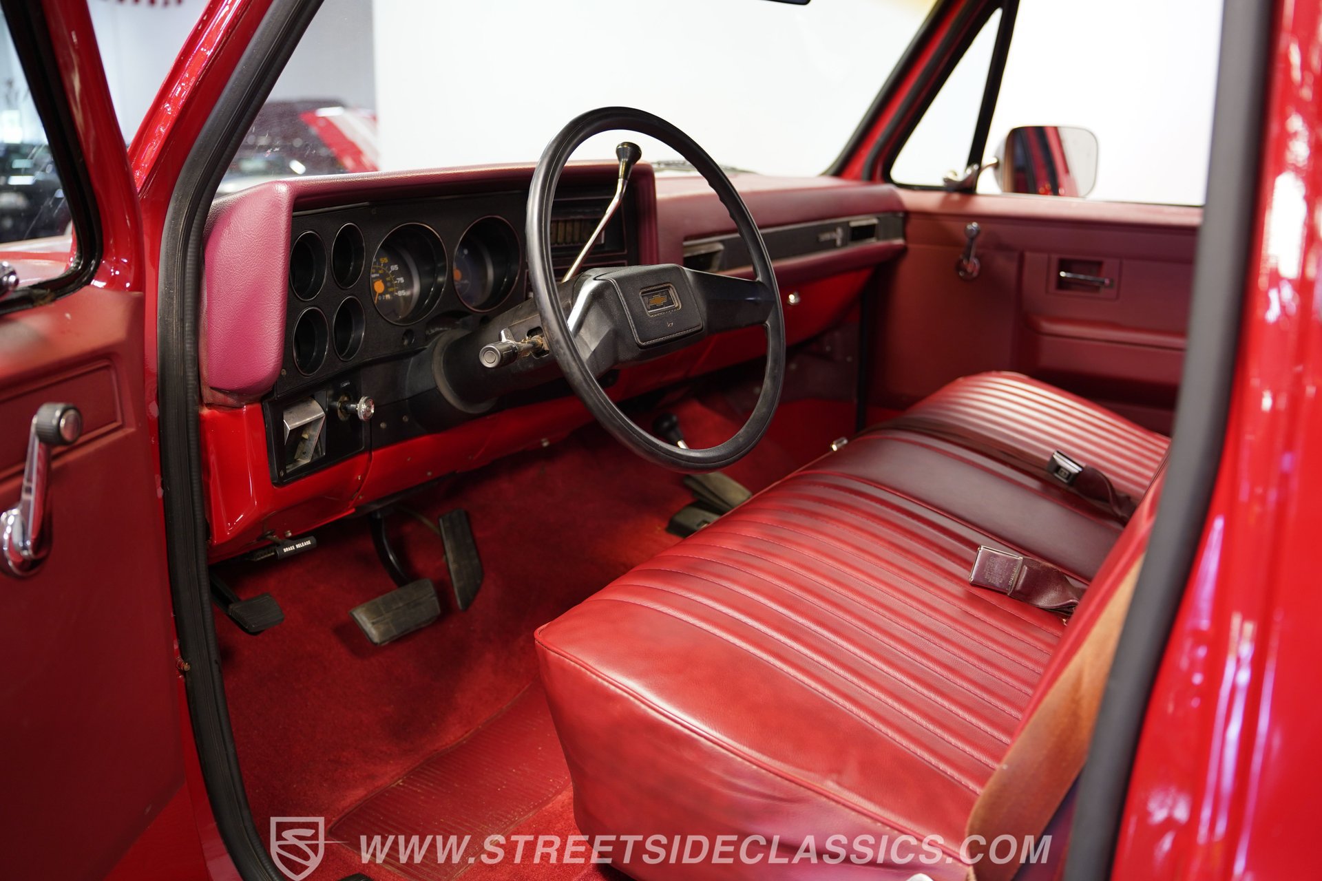 Used 1987 Chevrolet Silverado 1500 1500 AWD/4WD image 4