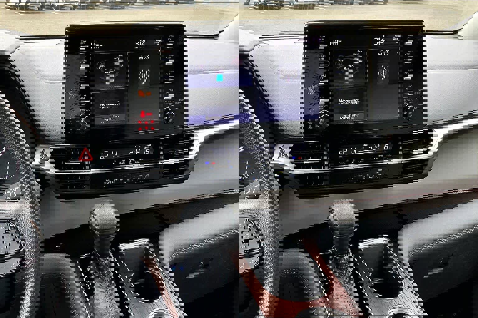 Certified 2022 Toyota Sienna LE image 6