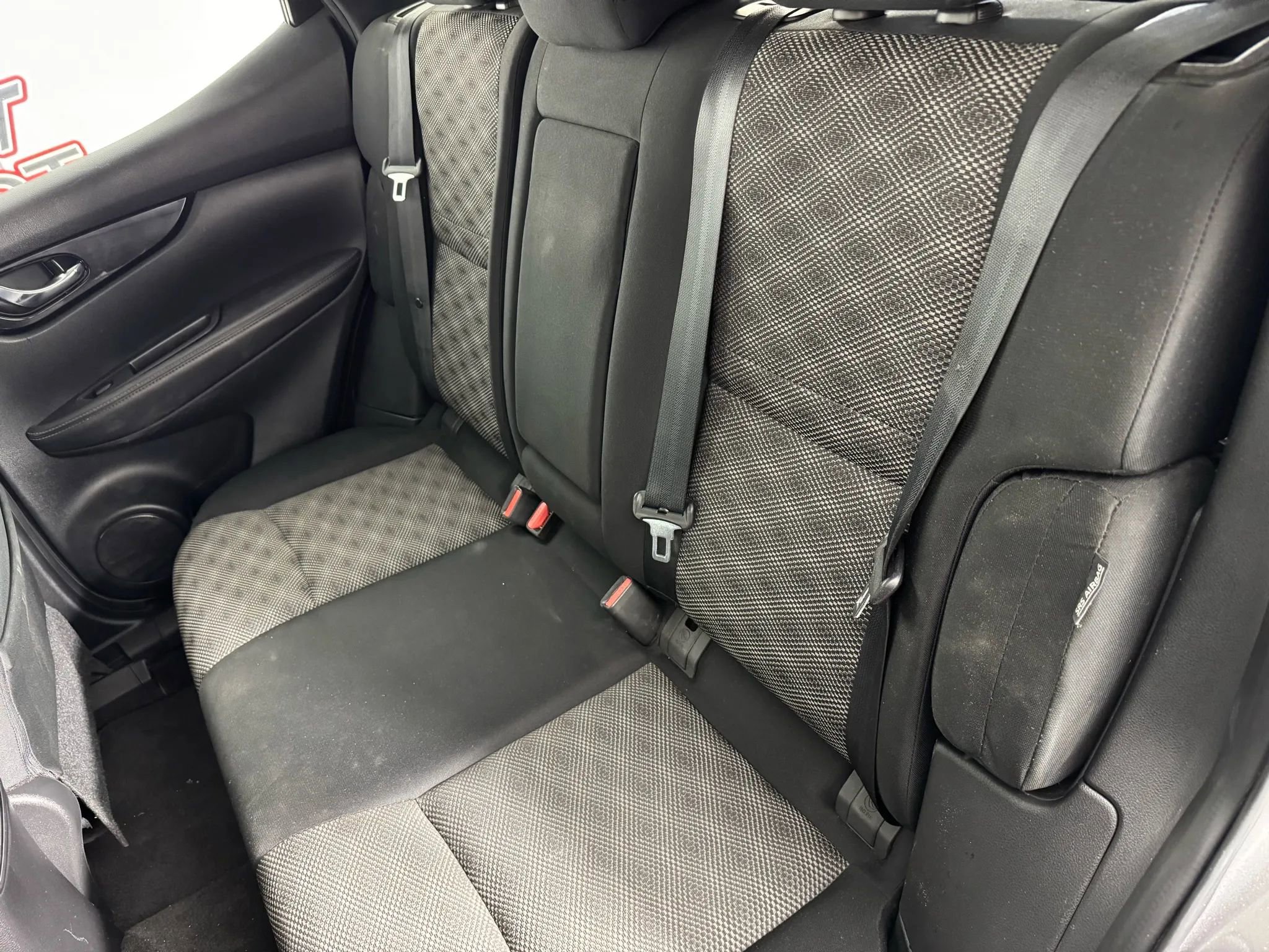 Used 2021 Nissan Rogue Sport SV image 35