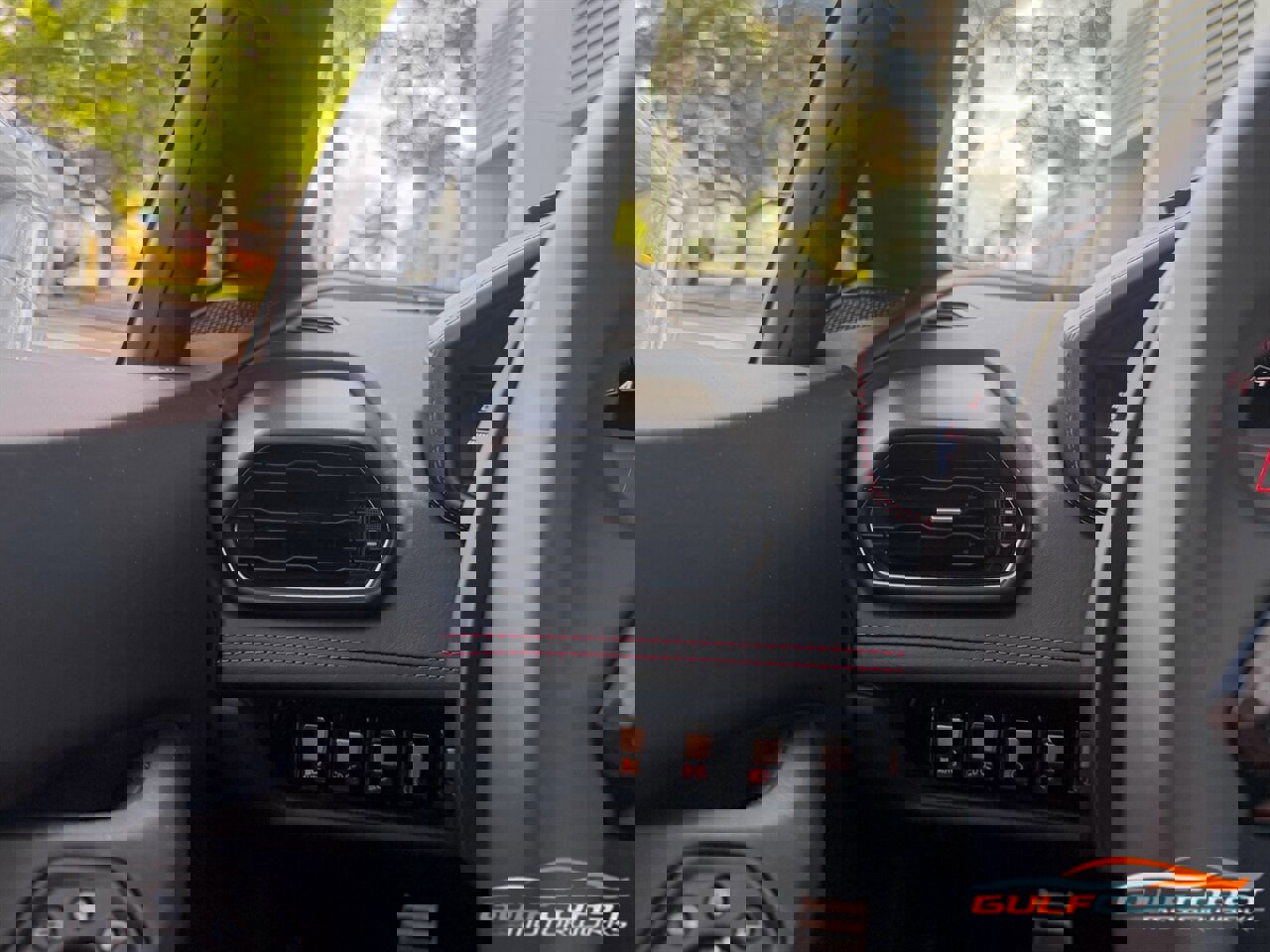 Used 2020 Lamborghini Huracan EVO image 22