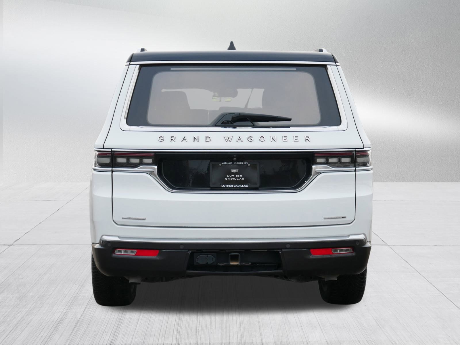 Used 2022 Jeep Grand Wagoneer Series III w/ Rear Seat Video Group 1 image 6