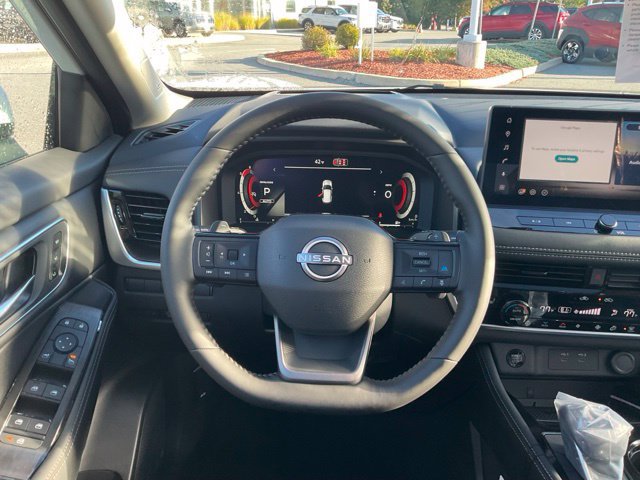 New 2026 Nissan Rogue Platinum AWD/4WD image 17
