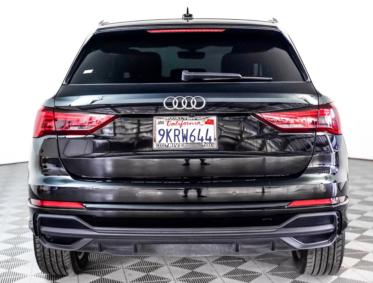 Used 2024 Audi Q3 2.0T Premium image 10