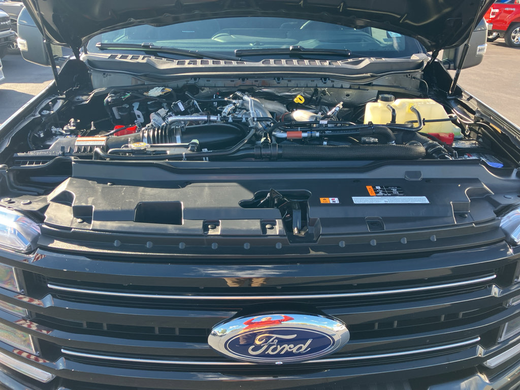 Used 2025 Ford F350 Platinum image 38