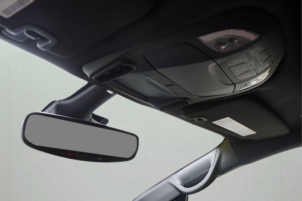 Used 2025 Chrysler Pacifica Limited image 29