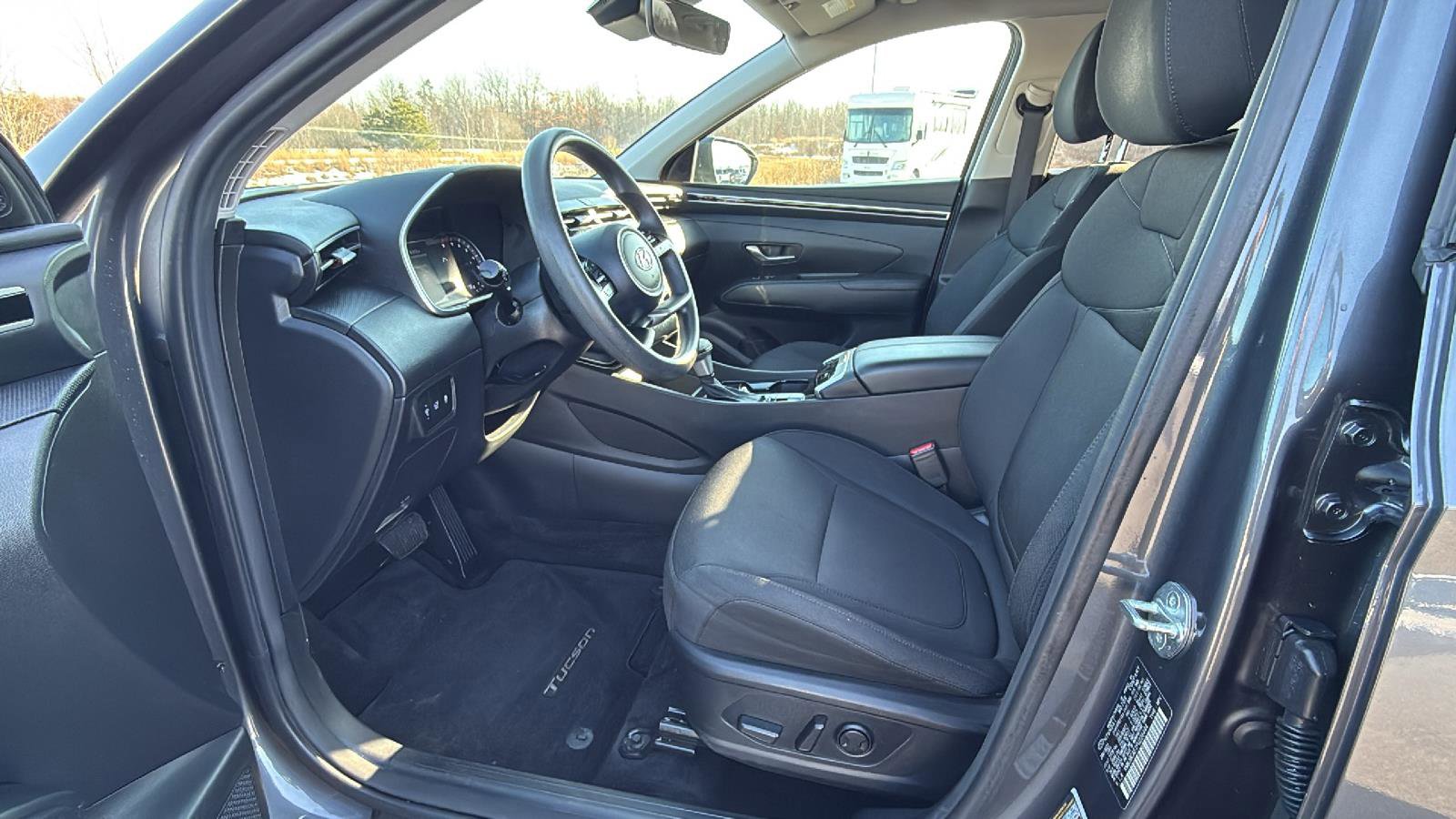 Used 2023 Hyundai Tucson SEL image 25