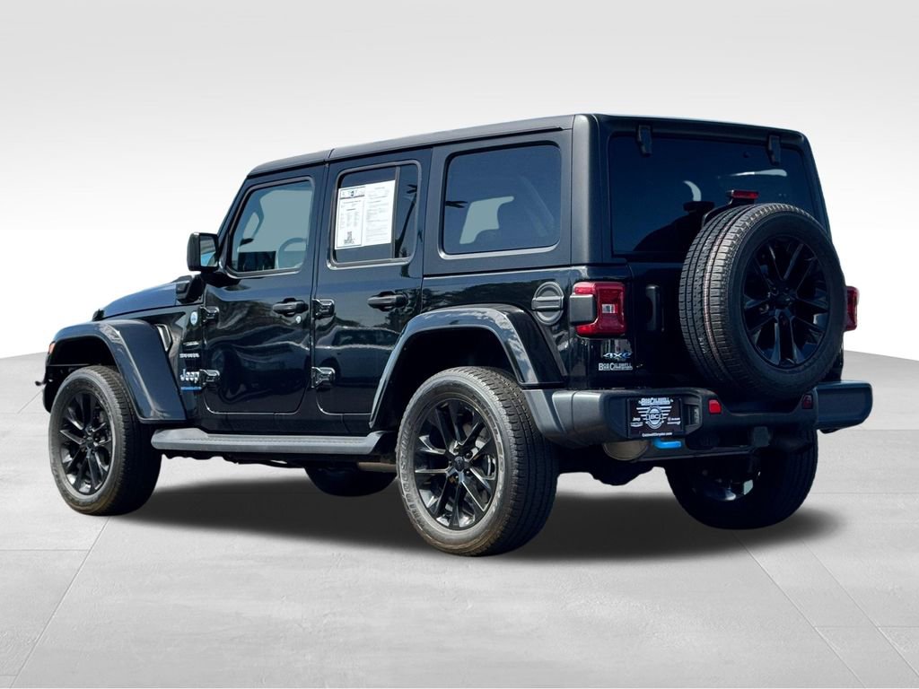 Used 2023 Jeep Wrangler Unlimited Sahara w/ Cold Weather Group AWD/4WD image 5