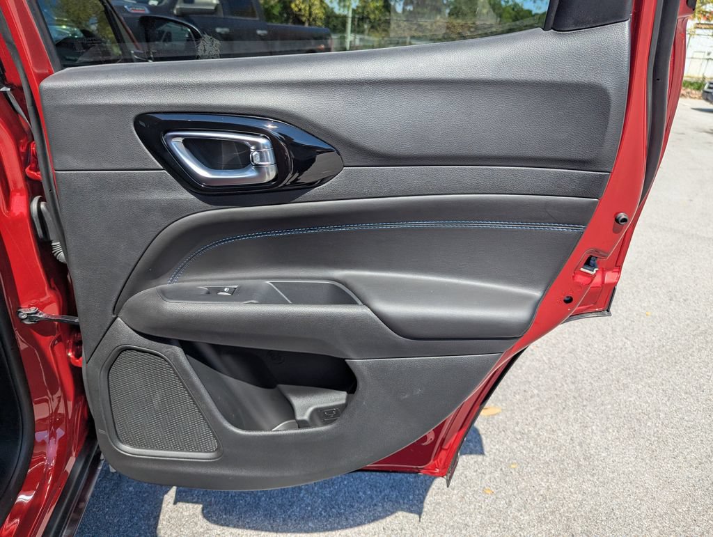 New 2026 Jeep Compass Latitude AWD/4WD image 31