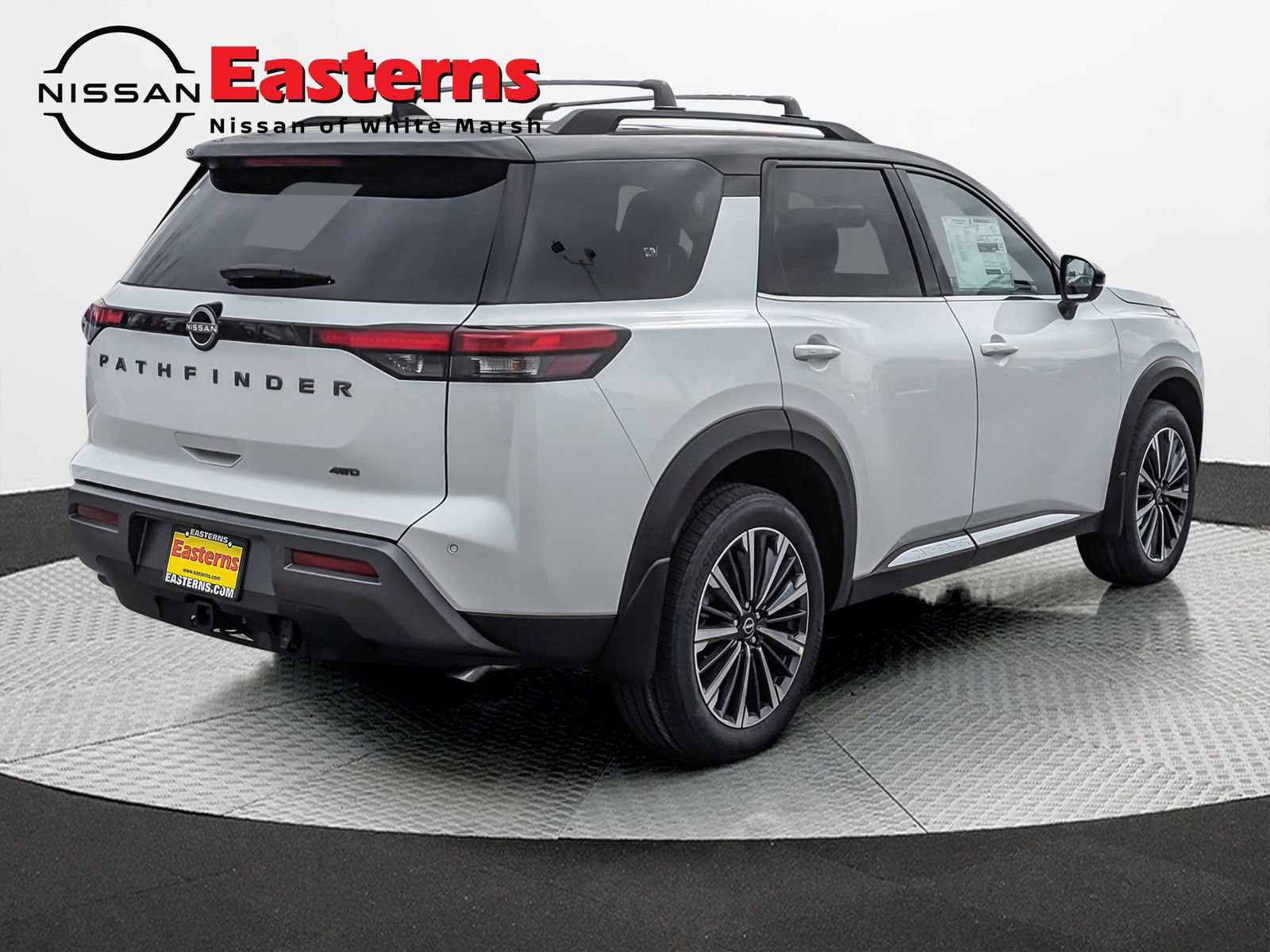 New 2026 Nissan Pathfinder Platinum image 7