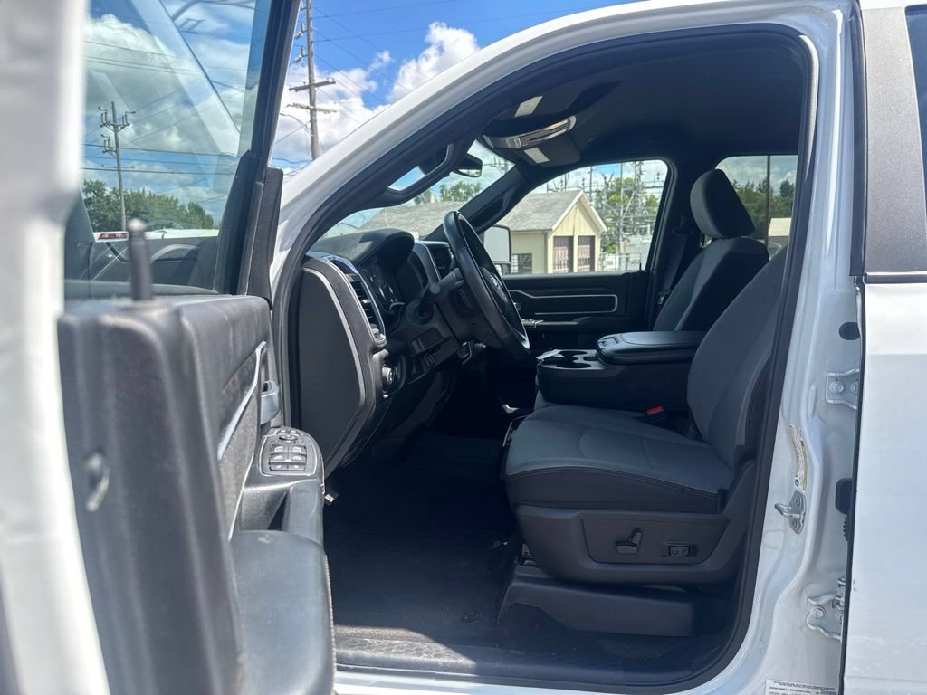 Used 2024 RAM 3500 Big Horn AWD/4WD image 14