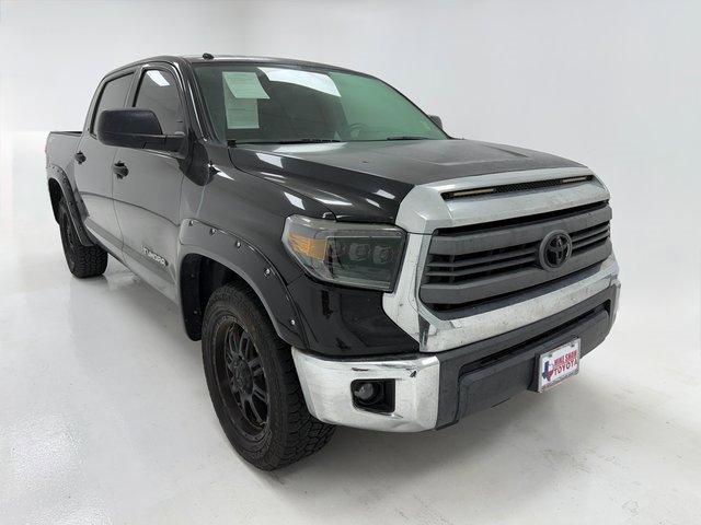 Used 2014 Toyota Tundra SR5 w/ SR5 Upgrade Package image 2