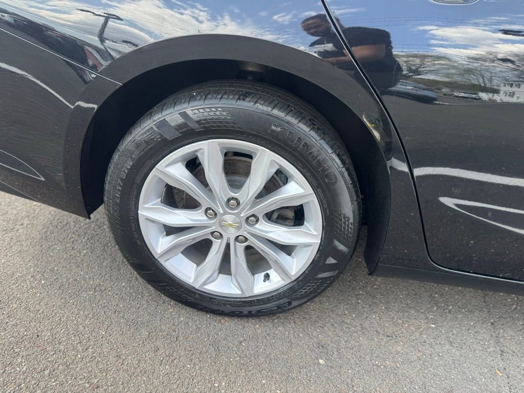 Used 2020 Chevrolet Malibu LT FWD image 14