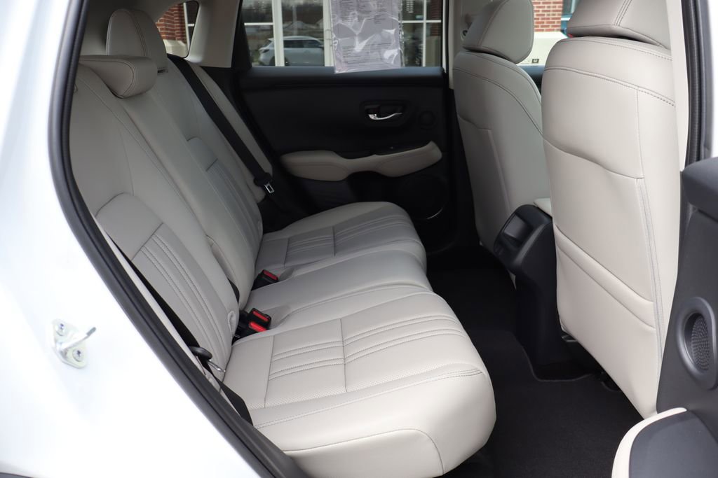 Used 2025 Honda HR-V EX-L image 40