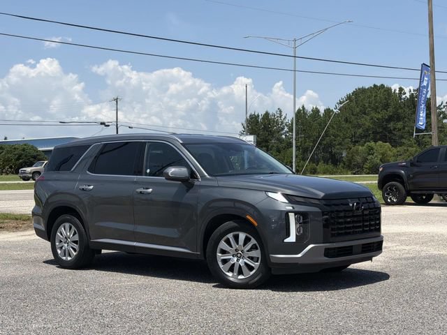 Used 2025 Hyundai Palisade SEL FWD image 2