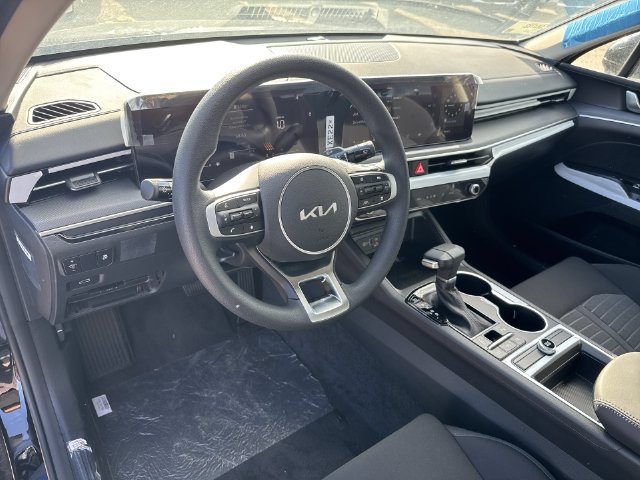 New 2026 Kia K5 LXS FWD image 22