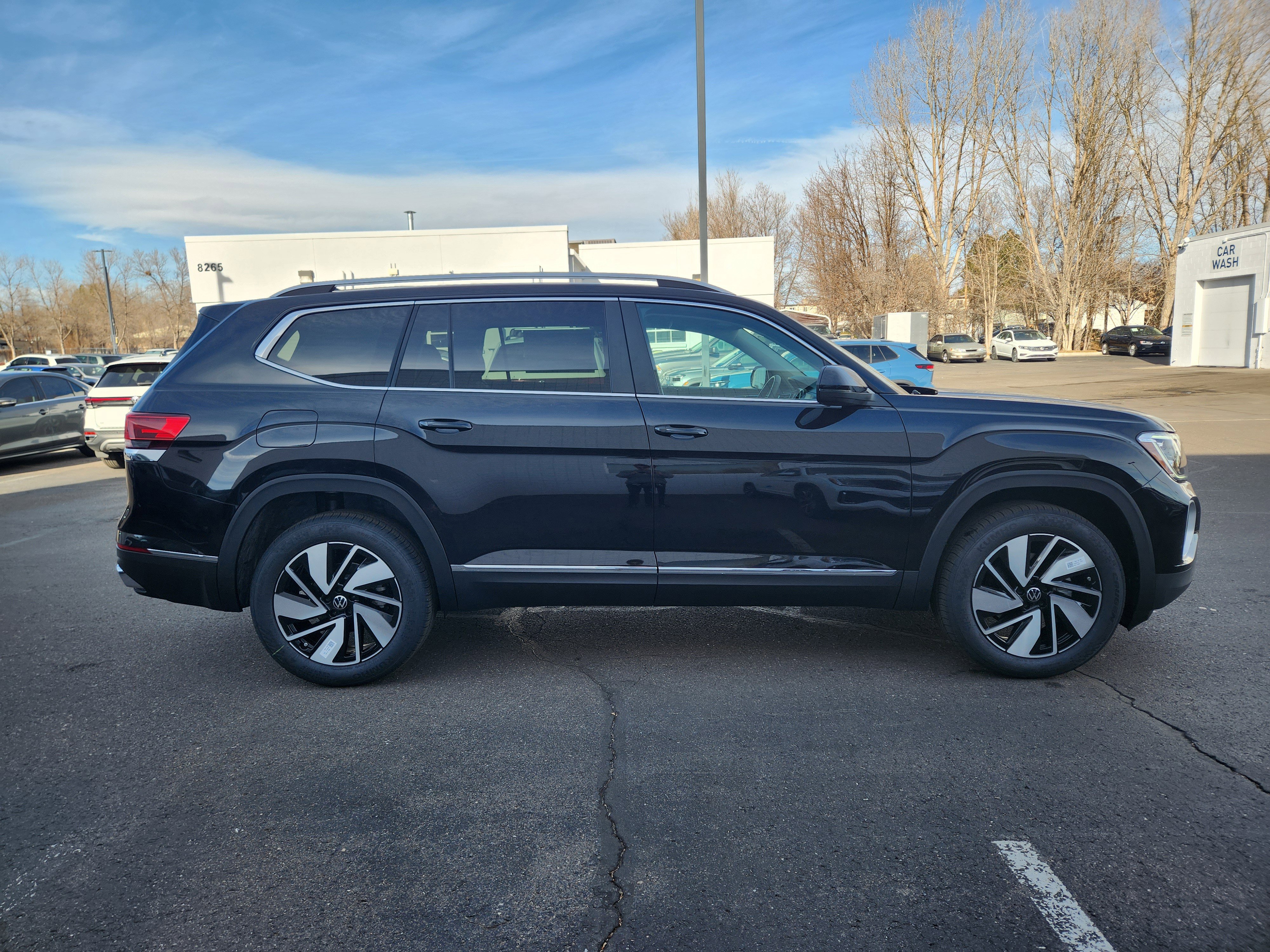 New 2026 Volkswagen Atlas SEL image 8