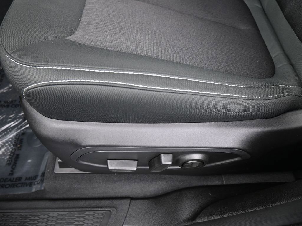 Used 2024 Jeep Grand Cherokee L Laredo w/ Luxury Tech Group I image 15