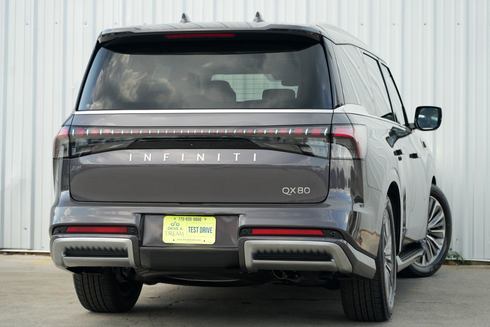 Used 2025 INFINITI QX80 Luxe image 5