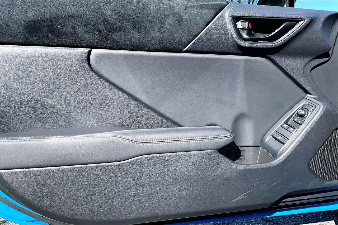 Used 2023 Toyota GR86 Premium image 24