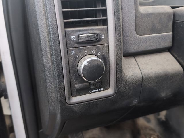 Used 2018 RAM 3500 Tradesman w/ Chrome Appearance Group image 18